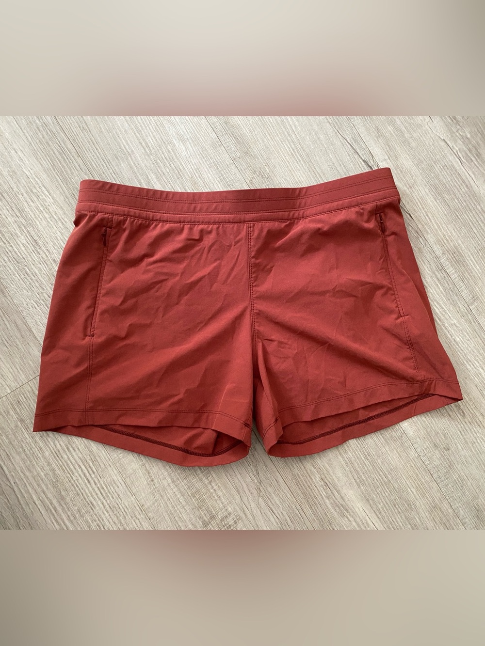 KUHL FREEFLEX Shorts Red 4-Inch Inseam Hiking Walking Gorpcore Travel - Sz L - Picture 2 of 8